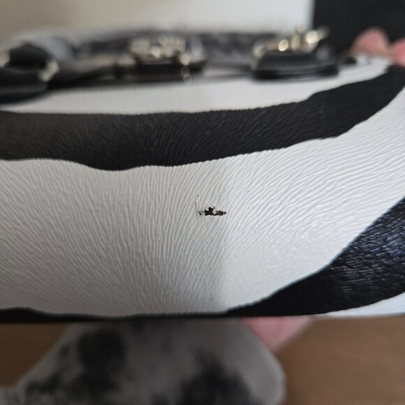 #253 For Your Ease Only (Lori Greiner) Zebra Print Satchel – NWOT - Picture 5 of 8